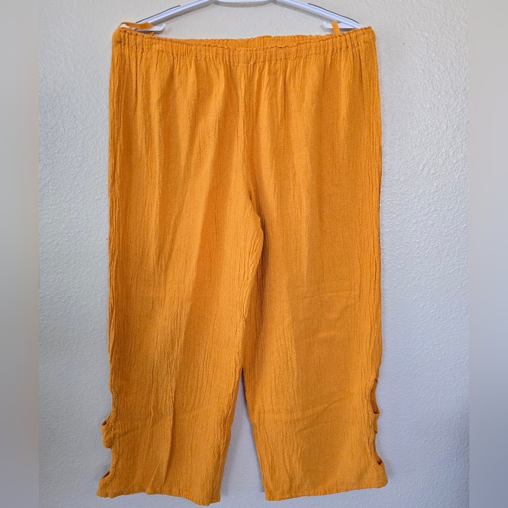 Oh My Gauze! Women's Cropped Pants in Mustard